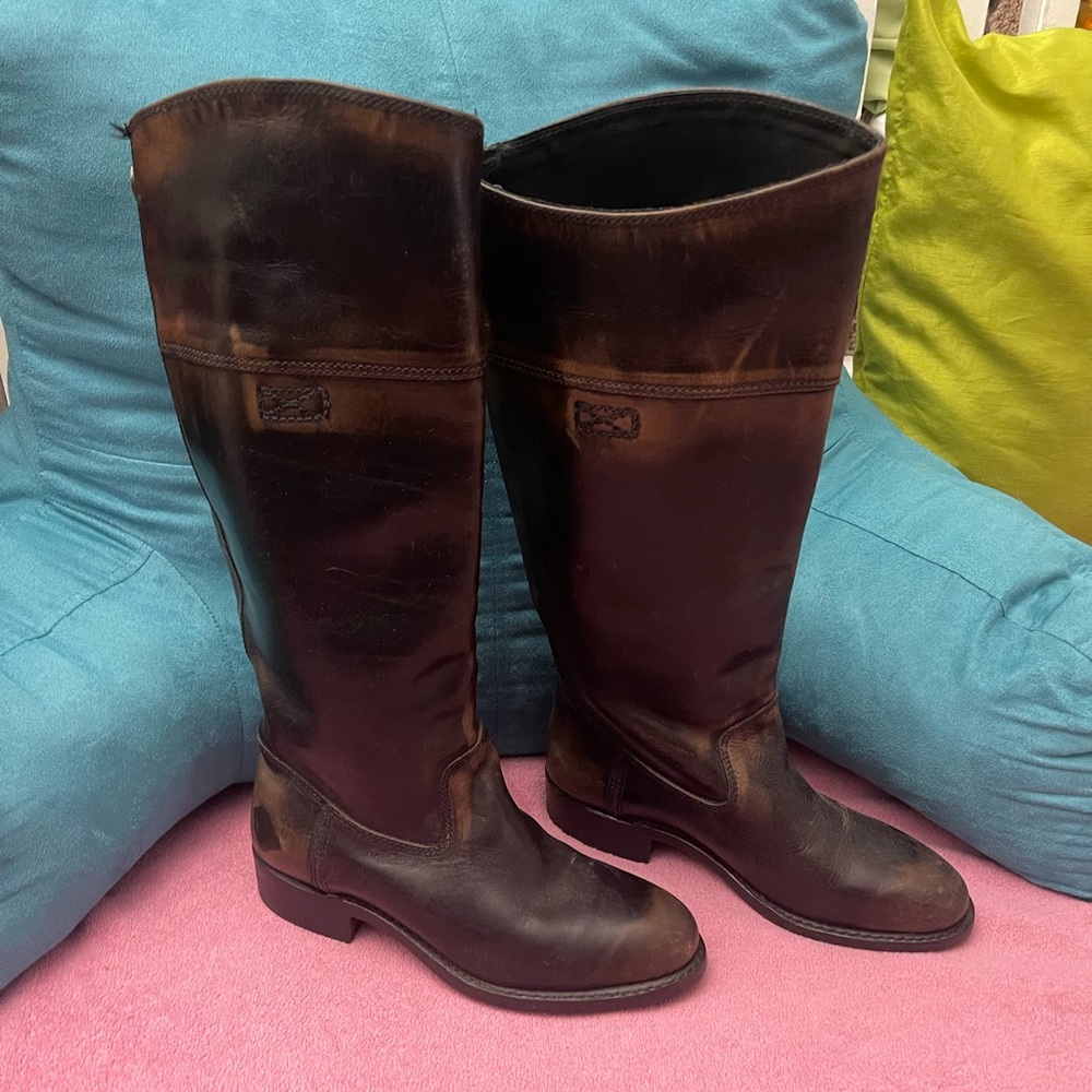 FRYE Boots Size 6